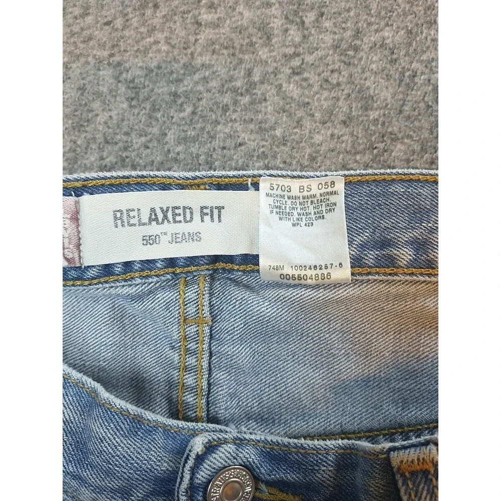 Levis 550 Relaxed Fit Mens Light Wash Blue Denim Jeans W36 L29 Vintage Style